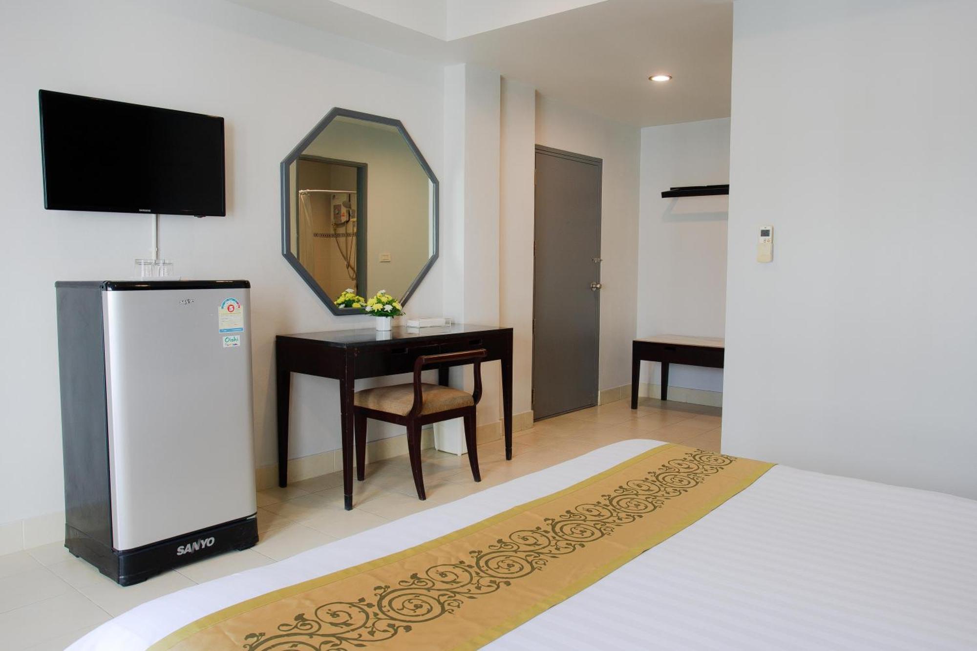 Apartament The Corner Patong Zewnętrze zdjęcie