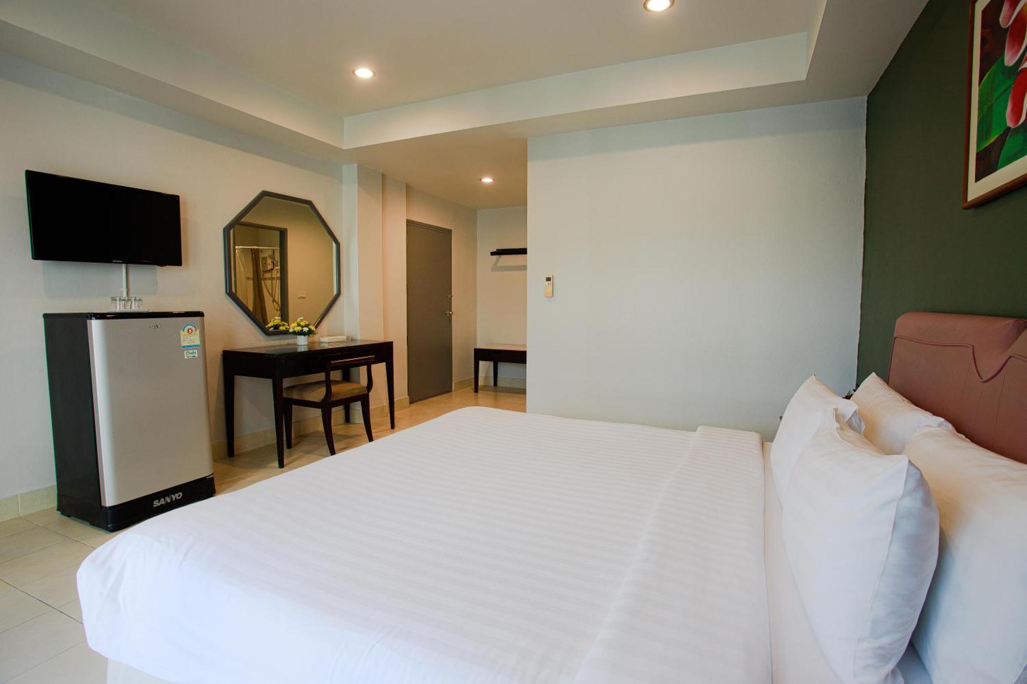 Apartament The Corner Patong Zewnętrze zdjęcie