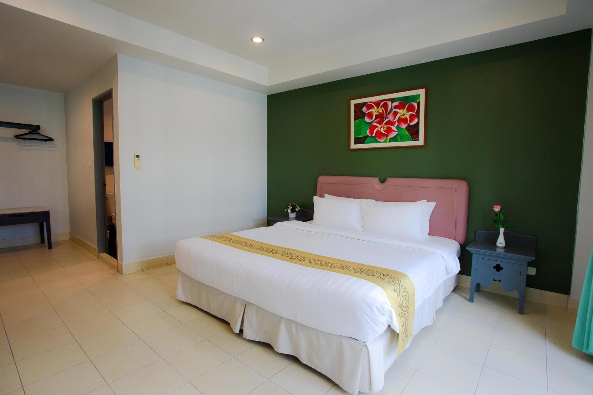 Apartament The Corner Patong Zewnętrze zdjęcie