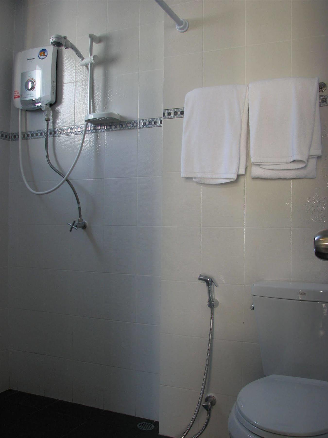Apartament The Corner Patong Zewnętrze zdjęcie